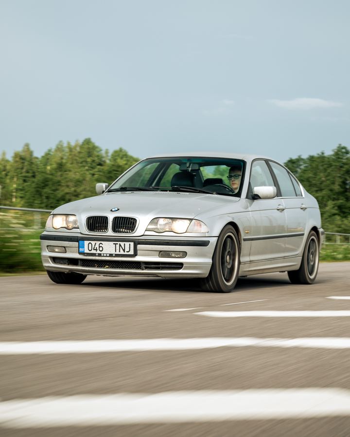 BMW 328i (E46), car photo 8 by Jan Fred Joab